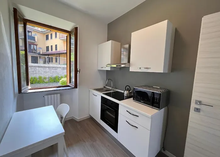 Regolo House Apartment *